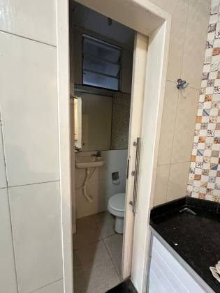 Casa Duplex de Esquina com Pontos Comerciais no Aeroporto