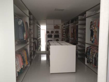 Casa Duplex com Piscina no Cond. Lago Paranoá