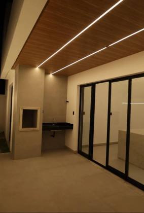 Casa no Padang Beach Residence