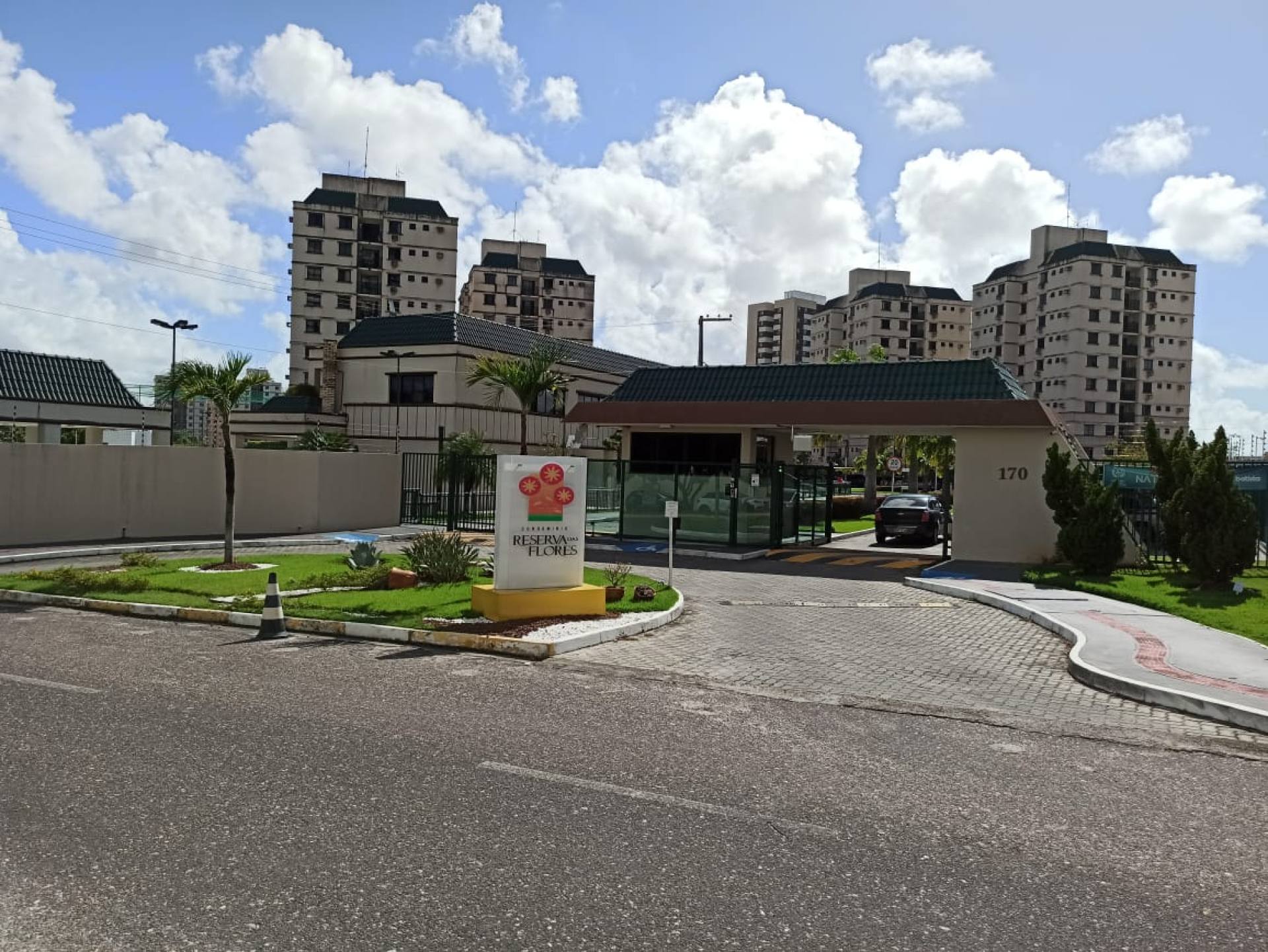 Condomínio Reserva das Flores