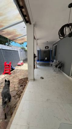 Casa de Esquina no Aeroporto