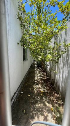 Casa de Esquina no Aeroporto