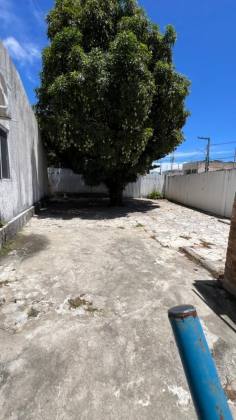 Casa de Esquina no Aeroporto