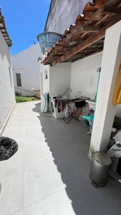 Casa de Esquina no Aeroporto