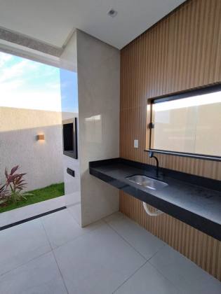 Casa no Cond. Villaredo Barra