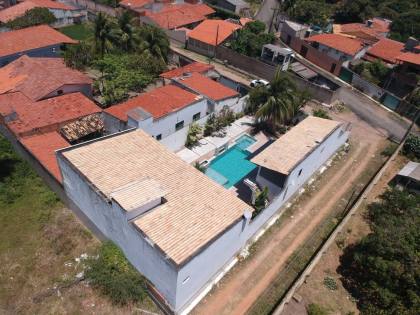 Casa com Piscina na Aruana (porteira fechada)