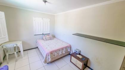 Casa com Piscina na Aruana (porteira fechada)