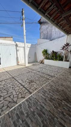 Casa na Coroa do Meio