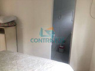Terreno com 3 casas no Cond. Porto Belo