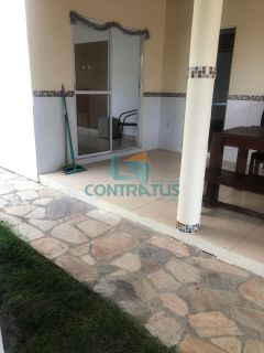 Terreno com 3 casas no Cond. Porto Belo