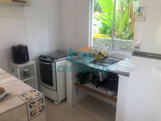 Terreno com 3 casas no Cond. Porto Belo