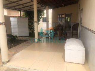 Terreno com 3 casas no Cond. Porto Belo