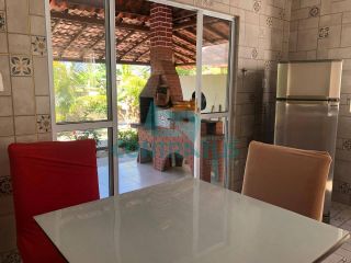 Terreno com 3 casas no Cond. Porto Belo
