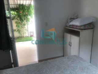 Terreno com 3 casas no Cond. Porto Belo