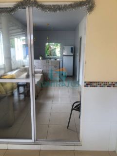 Terreno com 3 casas no Cond. Porto Belo
