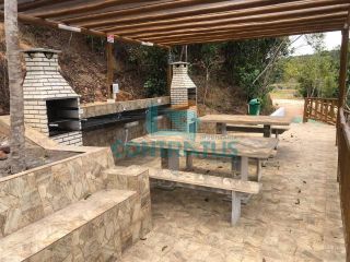 Terreno com 3 casas no Cond. Porto Belo