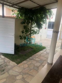 Terreno com 3 casas no Cond. Porto Belo