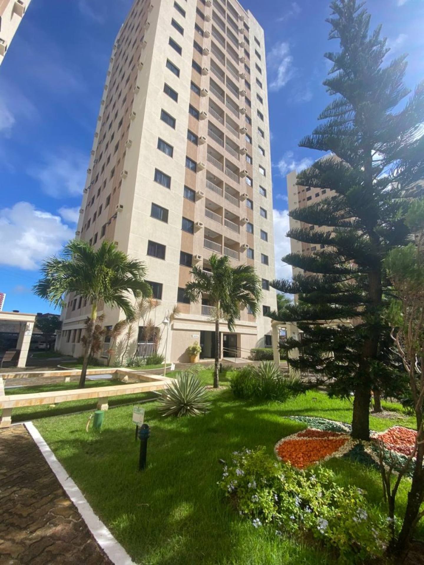 Absolutto Condomínio Club