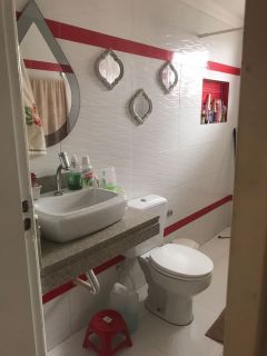 Casa com Ponto Comercial no Salgado Filho