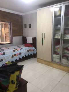 Casa com Ponto Comercial no Salgado Filho