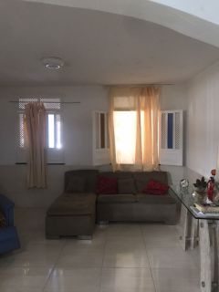 Casa com Ponto Comercial no Salgado Filho