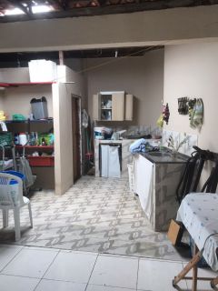 Casa com Ponto Comercial no Salgado Filho