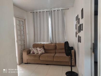 Casa com Piscina na Aruana