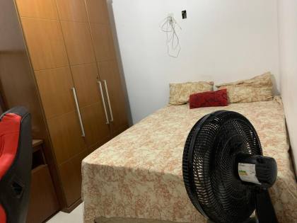 Casa com Piscina na Aruana