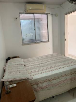 Casa com Piscina na Aruana