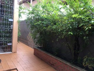 Casa na Treze de Julho Excelente para Ponto Comercial