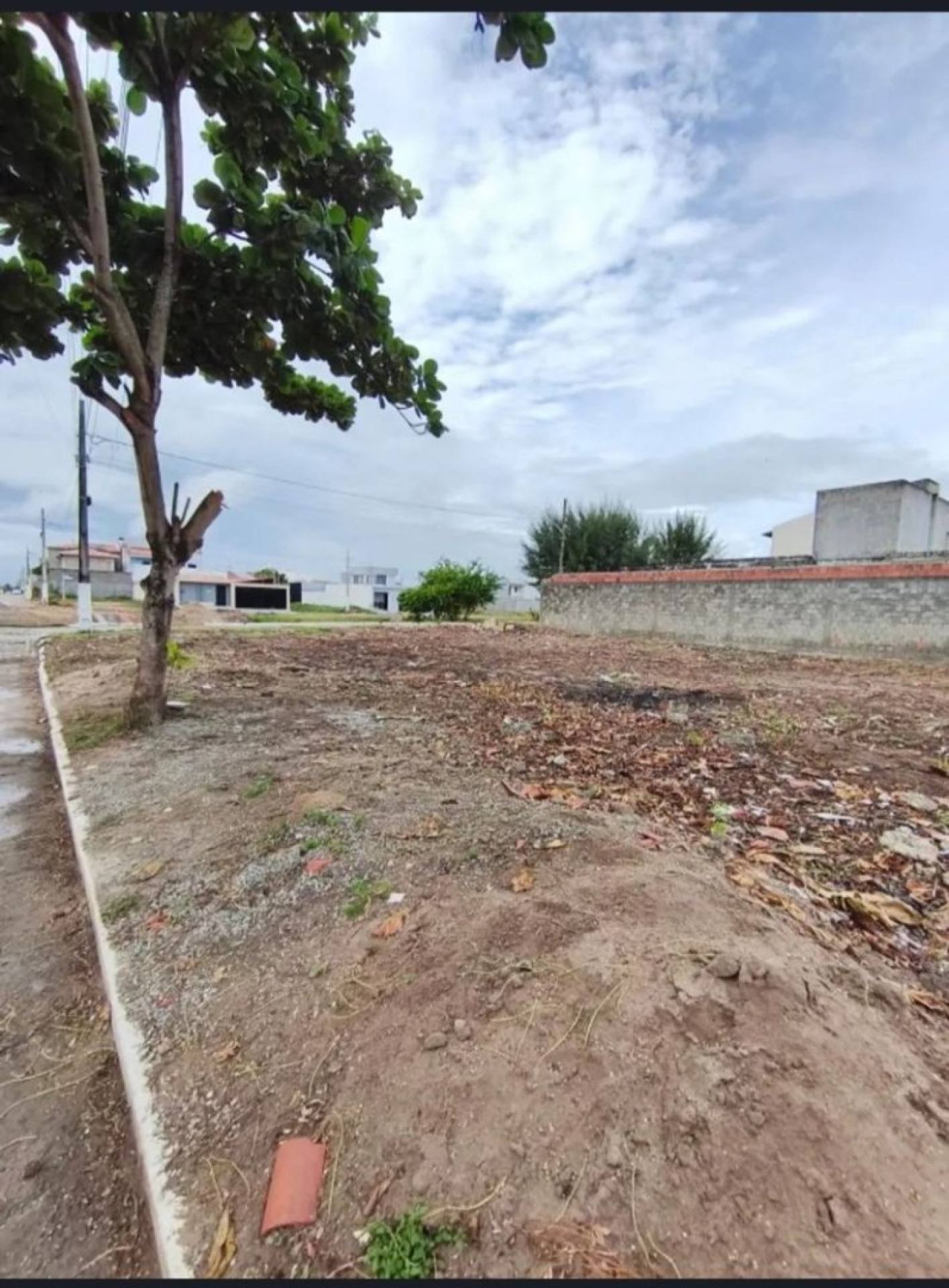Terreno na Aruana
