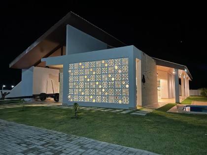 Casa de esquina no Belle Ville (Porteira fechada)