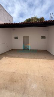 Casa no Parque dos Coqueiros