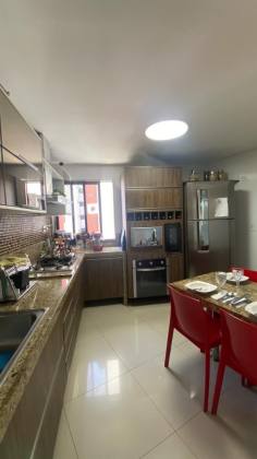 Apartamento a venda no Condomínio Le Bristol