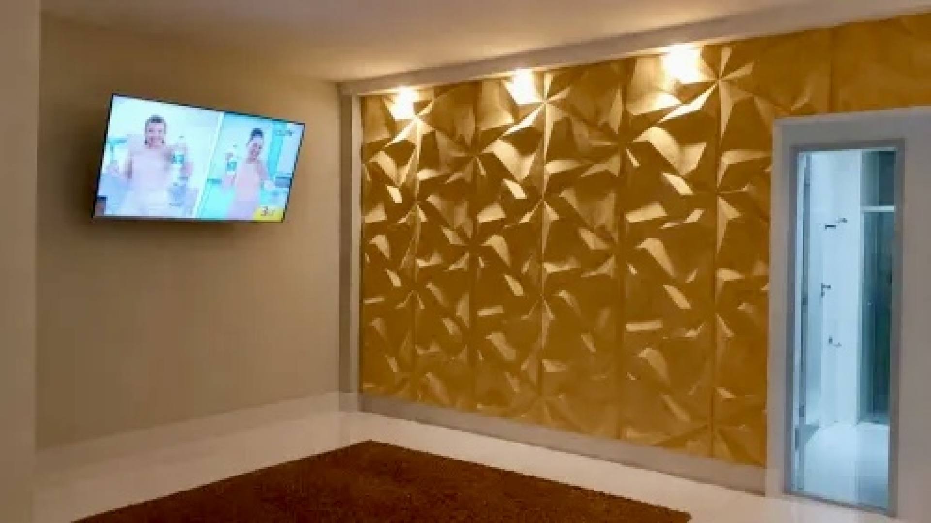 Apartamento 2 Quartos com Varanda no Centro – R$ 158 Mil