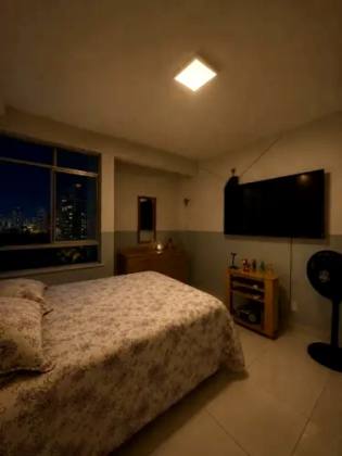 Apartamento 2 Quartos com Varanda no Centro – R$ 158 Mil