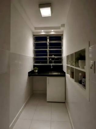 Apartamento 2 Quartos com Varanda no Centro – R$ 158 Mil