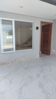Casa Duplex no Cond. Rota do Sol