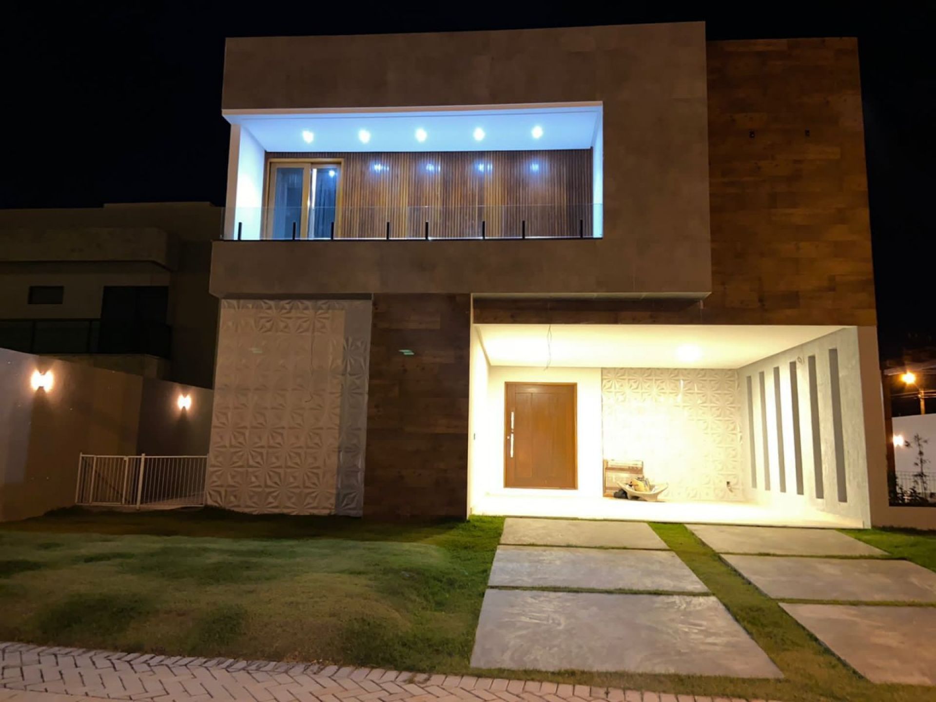 Casa Duplex no Cond. Reserva Aimoré