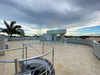 Casa Duplex com Piscina no Morada do Rio