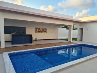 Casa Mobiliada com Piscina no Maikai Residencial Resort