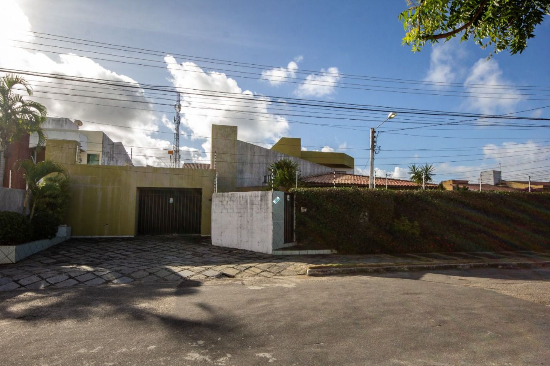 Casa Duplex com Piscina na Coroa do Meio