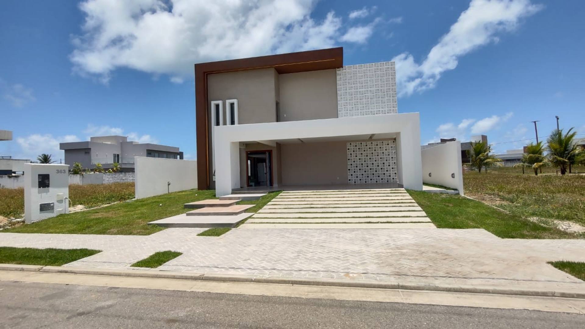 Casa Duplex com Piscina no Alphaville Sergipe