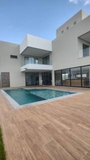 Casa Duplex com Piscina no Alphaville Sergipe