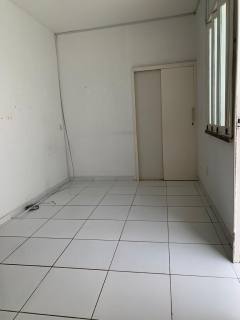 Casa com Ponto Comercial no Centro