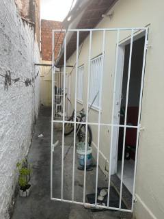 Residencial com 4 Casas no Rosa Elze