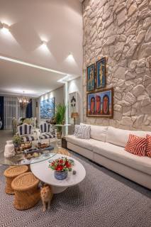 Casa Duplex com Piscina na Aruana