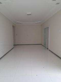 Ponto Comercial na Treze de Julho