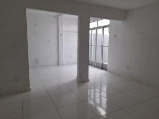 Ponto Comercial na Treze de Julho