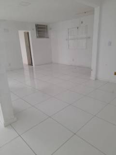 Ponto Comercial na Treze de Julho
